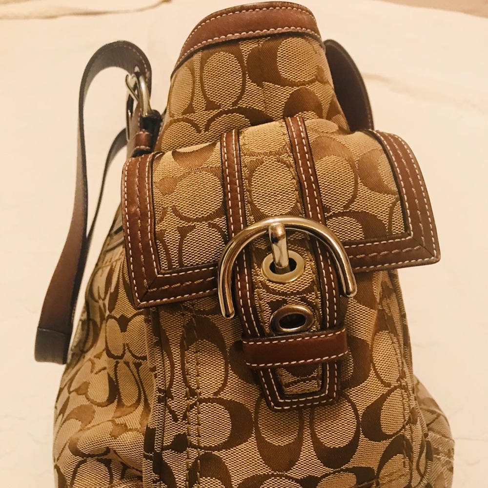 Coach Carry-All Purse - Picture 3 of 5